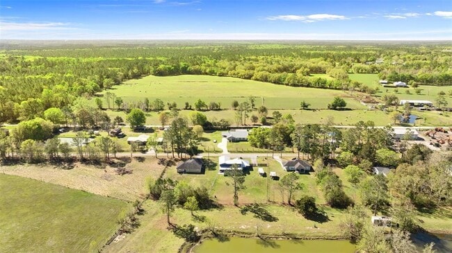 Building Photo - 16727 SE 91st St