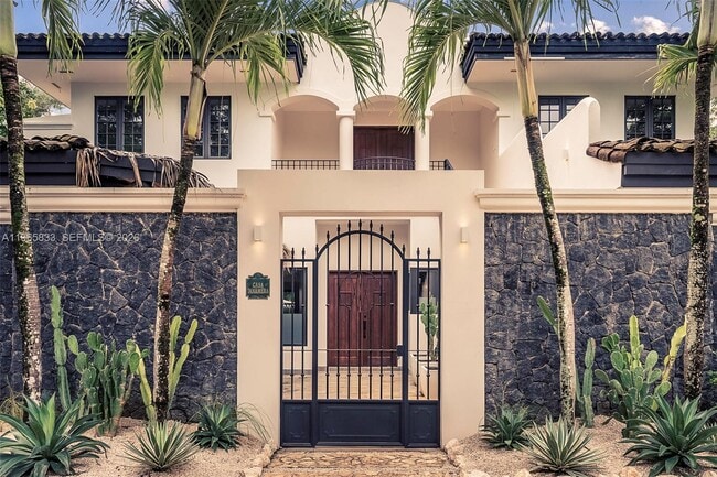 Building Photo - 90 Reserva De Golf