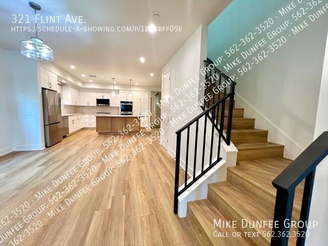 Building Photo - 321 Flint Ave