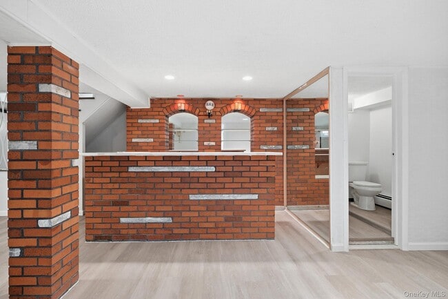 Building Photo - 291 Boulevard