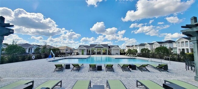 Building Photo - 28564 Sweet Persimmon Dr