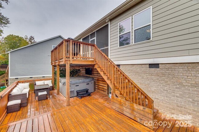 Building Photo - 18568 Mainsail Ct