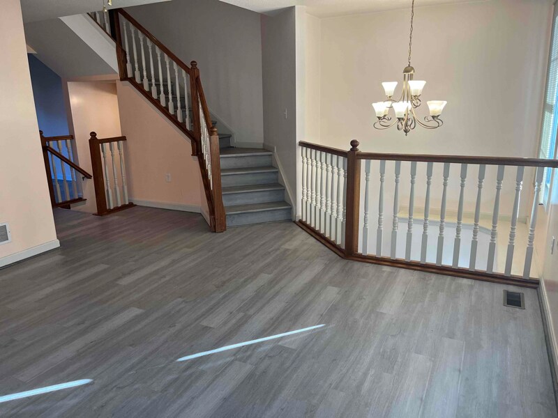 Building Photo - 225 Persimmon Lane