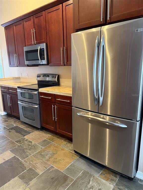 Building Photo - 2241 Heatheroak Dr