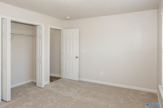 Building Photo - 146 Carillo Ln