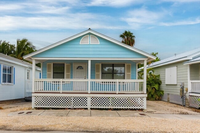 Building Photo - 3 Bedroom 2 Bathroom Unfurnished House for...