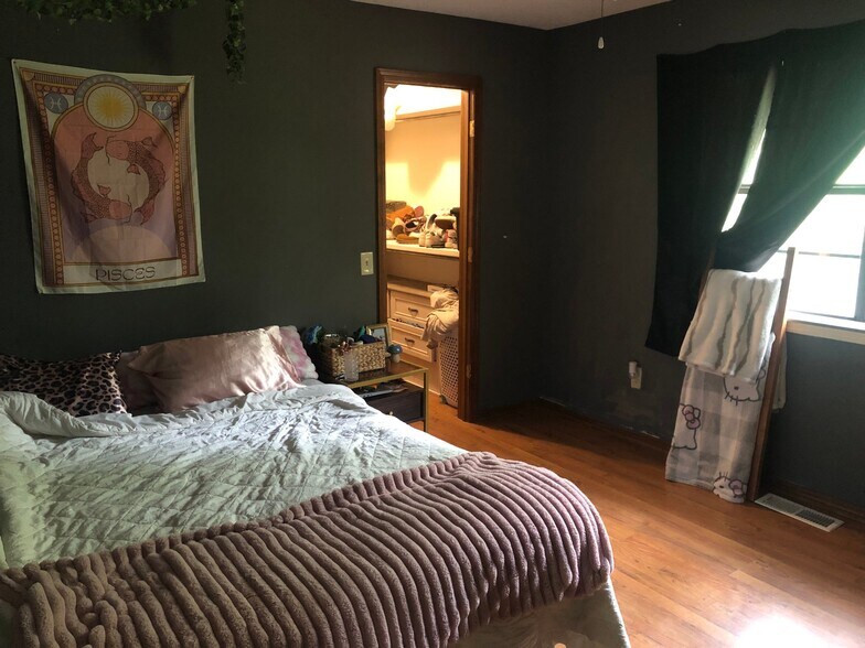 Building Photo - 403 Betty Jean Ave