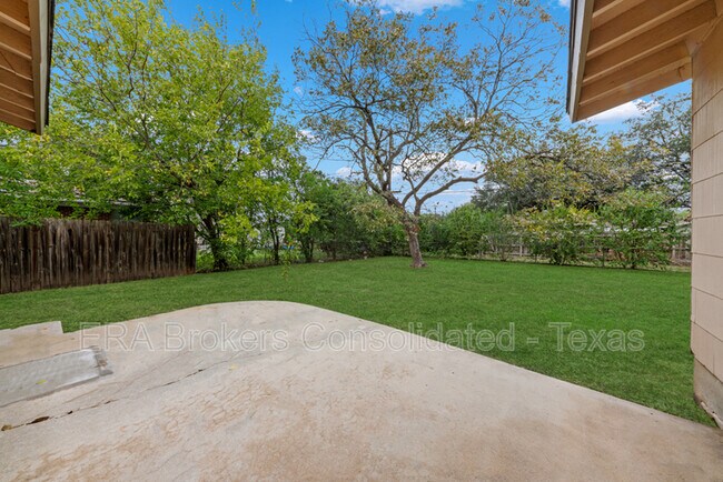 Building Photo - 106 Winn Ave