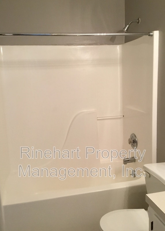 Building Photo - 1211 Colby Ave