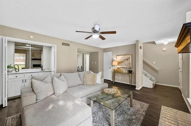 Building Photo - 2401 Long Ridge Ln