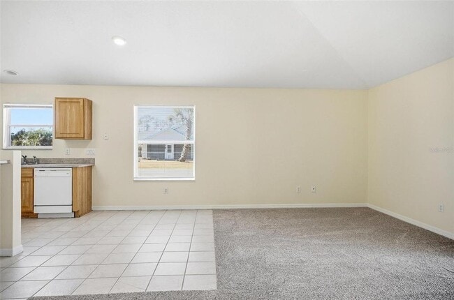 Building Photo - 166 Plainview Dr