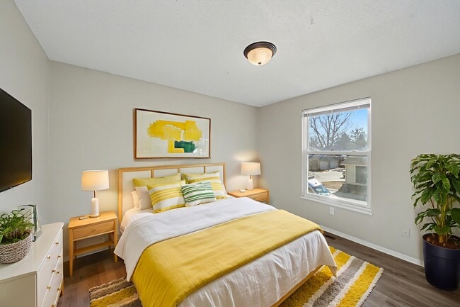 Building Photo - 1018 Davidson Dr