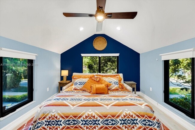 Building Photo - 8225 NE 8th Ct