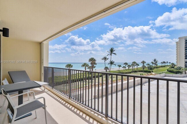 Building Photo - 400 Ocean Trail Way