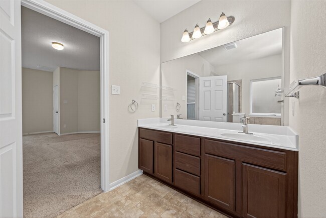 Building Photo - 11343 Rossum Creek Dr
