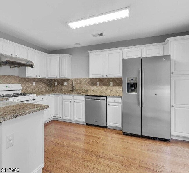 Building Photo - 48 Battalion Dr