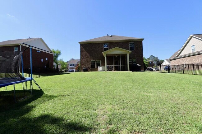 Building Photo - 545 Curlew Cir