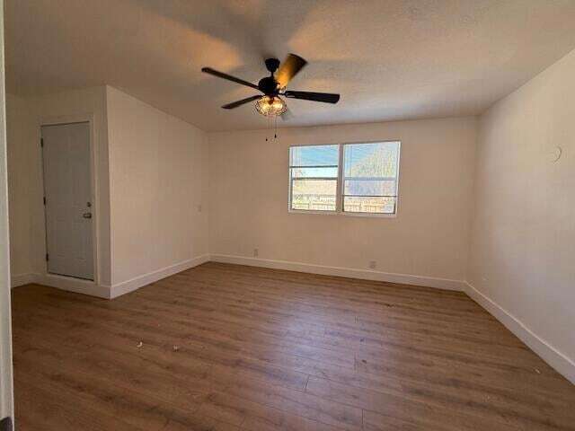 Building Photo - 904 4th St