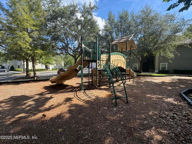 Building Photo - 6069 Maggies Cir