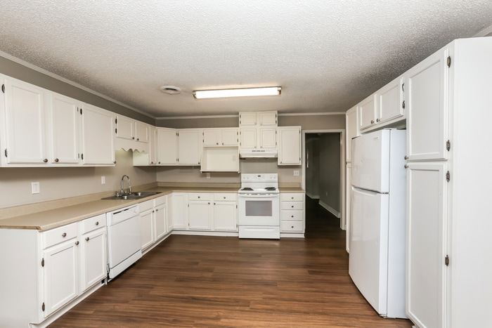 Building Photo - 227 Valley Vista Dr