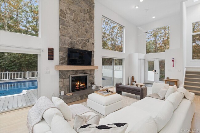 Building Photo - 17 Lyme Ln