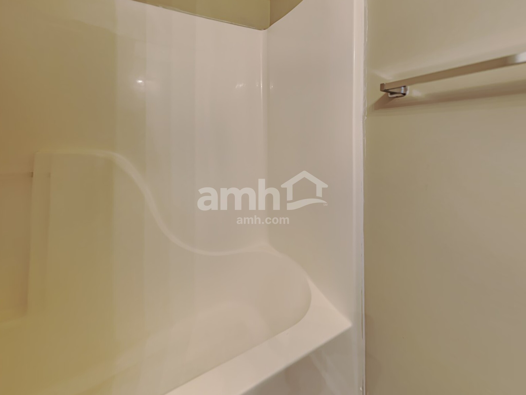 Building Photo - 2330 Antoinette Way