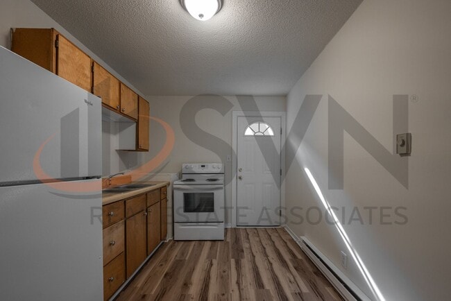 Building Photo - 910 Fiske St