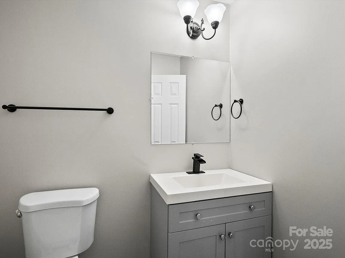 Building Photo - 3124 5th Street Pl NE