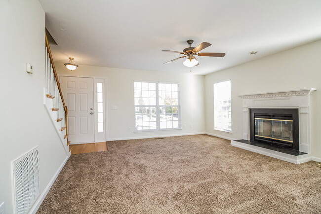 Building Photo - 5525 Craftwood Dr