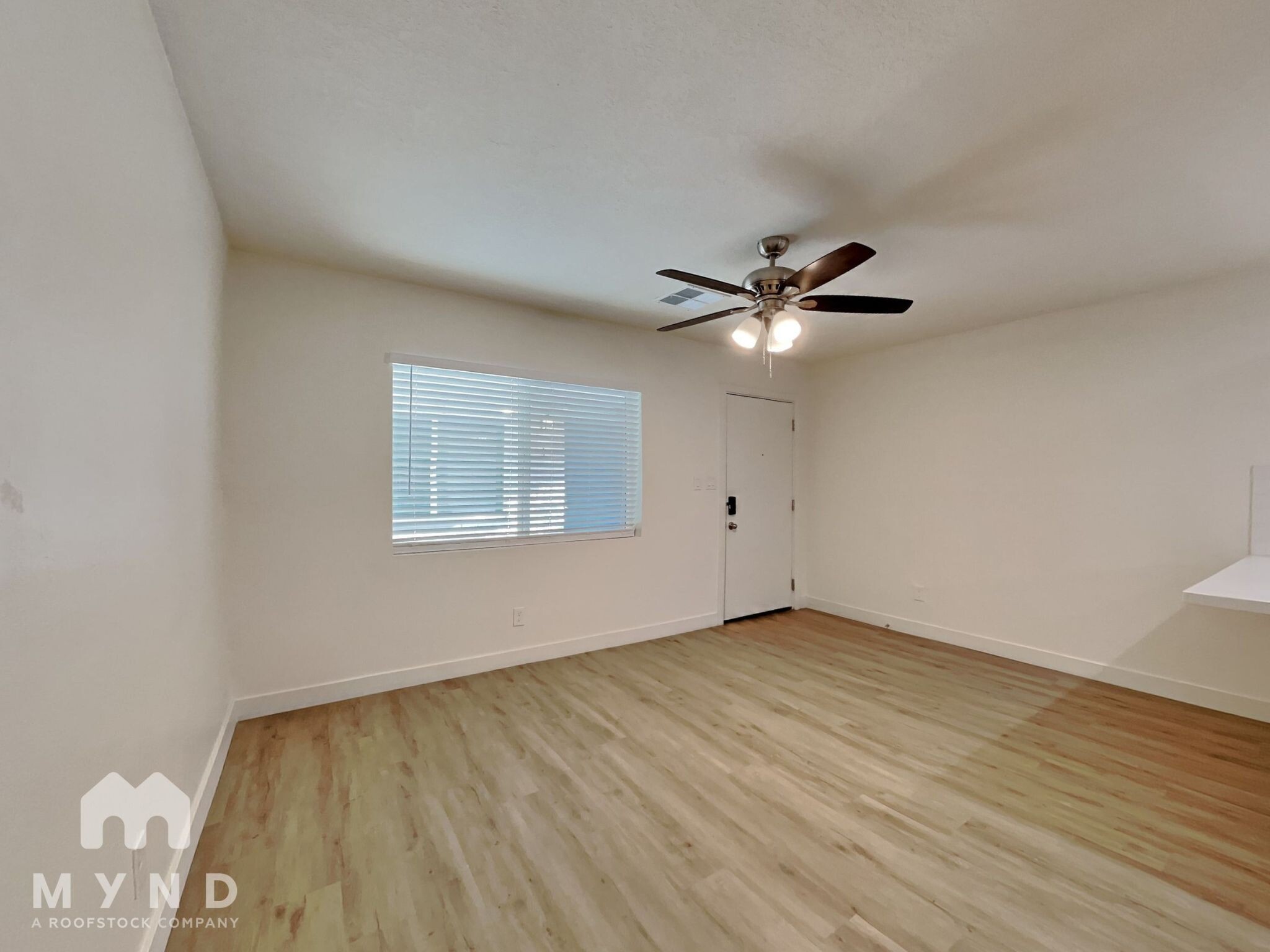 Building Photo - 1849 E Virginia Ave