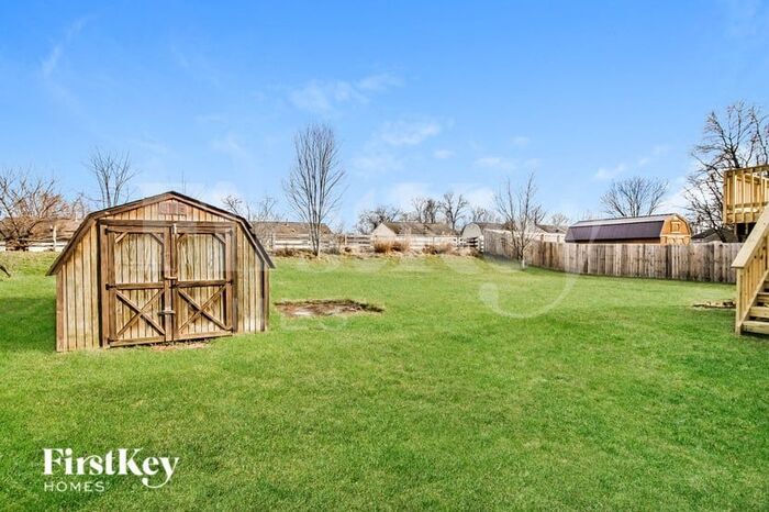 Building Photo - 32 Mallard Dr