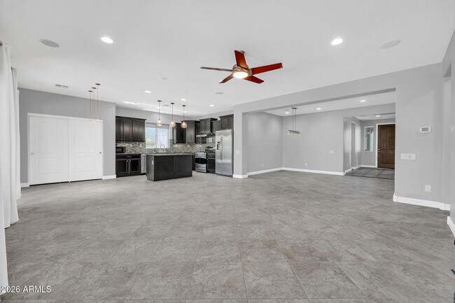 Building Photo - 21121 N 37th Run