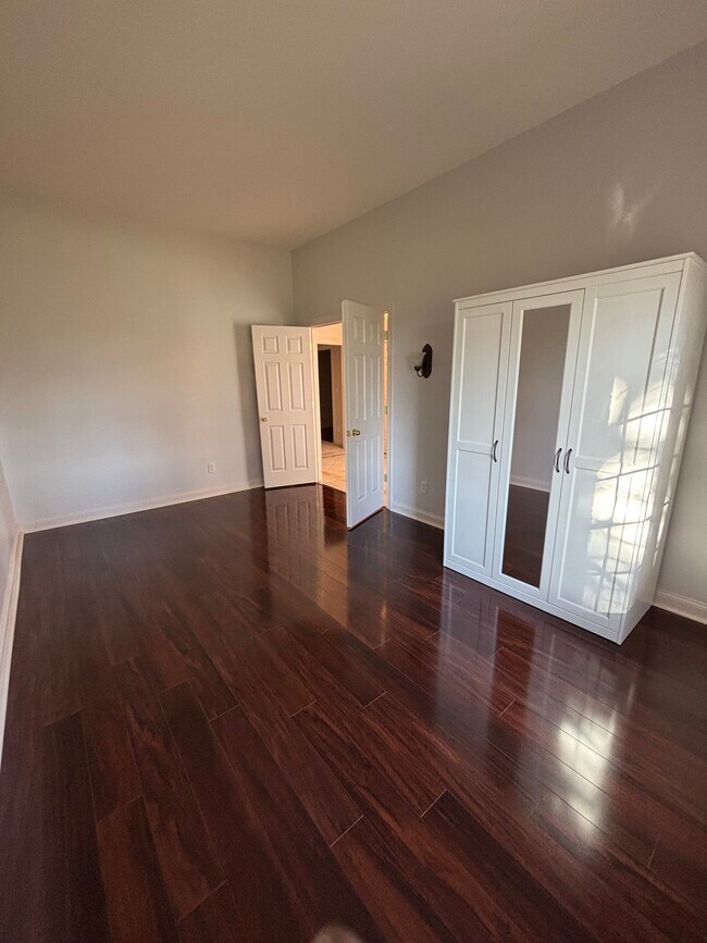 Building Photo - 1440 Salem Rd SW