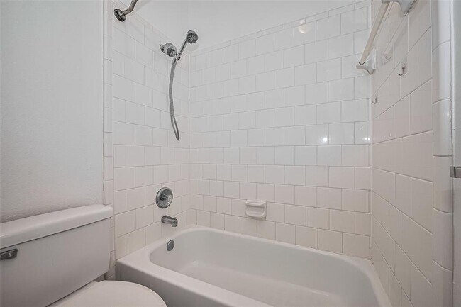 Building Photo - 11042 Sentry Ct