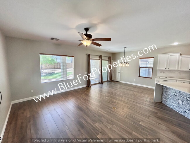 Building Photo - 10412 E Capercaillie St