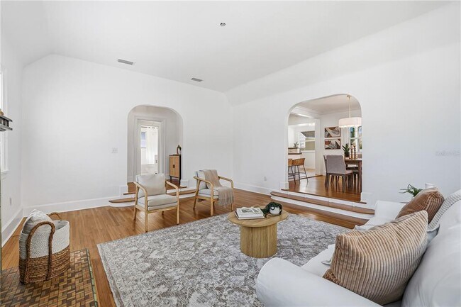 Building Photo - 918 45th St N