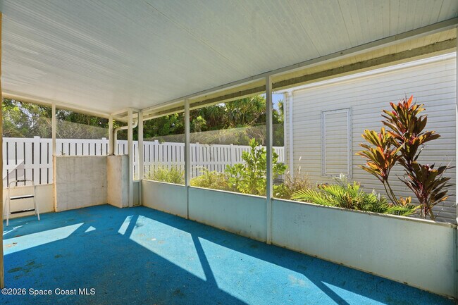 Building Photo - 264 Seabreeze Dr