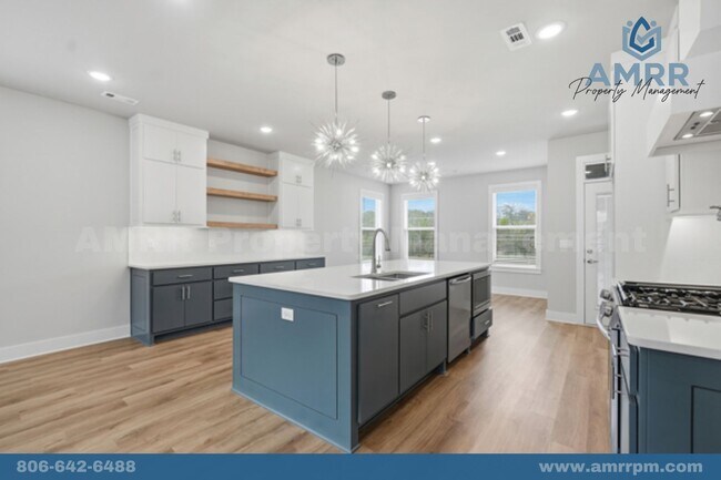 Building Photo - 1124 Bunker Dr
