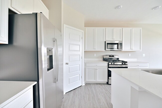 Building Photo - 2019 Mildred Rd