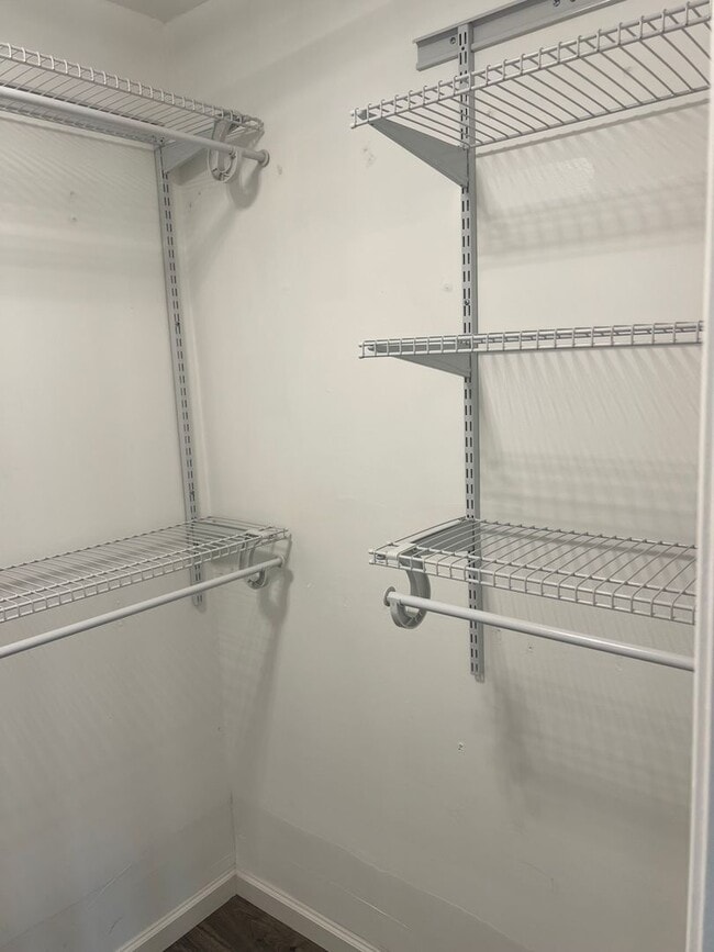 Building Photo - Remodeled Two Bedroom Tabby Walk Villa on First Floor