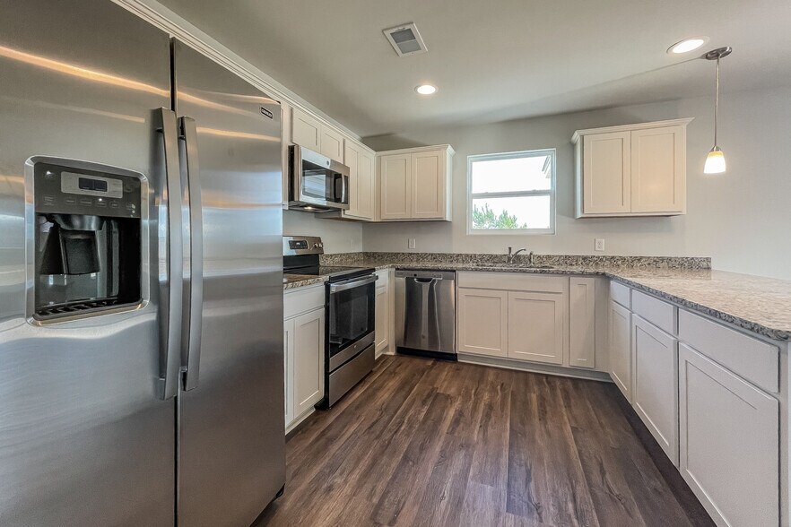 Building Photo - 72 Tondee Wy