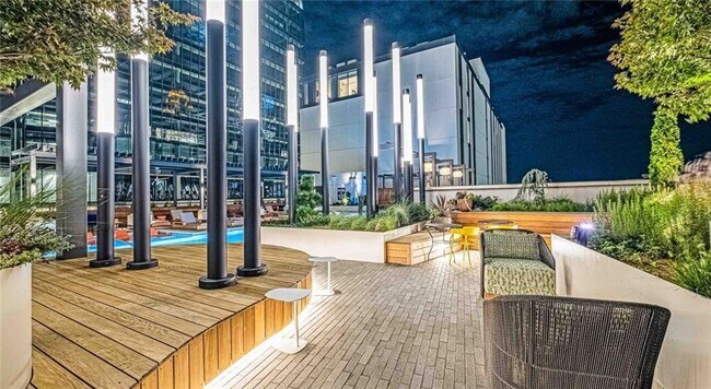 Building Photo - 1301 Spring St NW