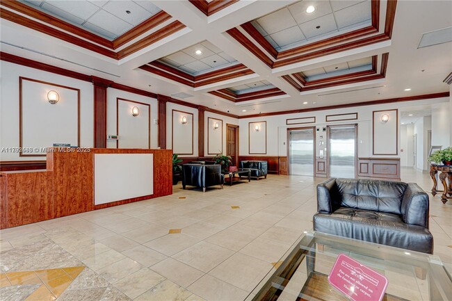 Building Photo - 2665 SW 37th Ave