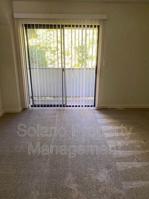 Building Photo - 516 Pacific Ave