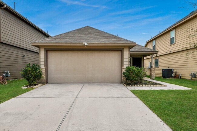 Building Photo - 10306 White Fir Villa Ave