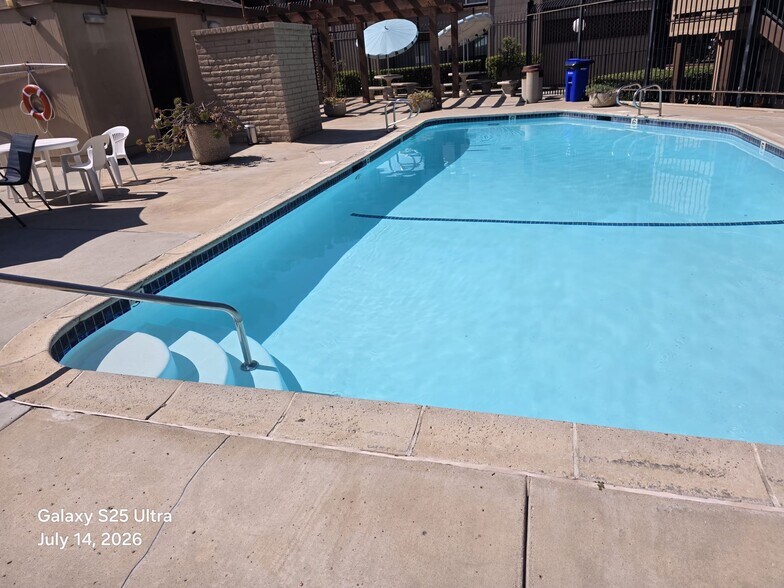 Building Photo - 6560 College Grove Dr