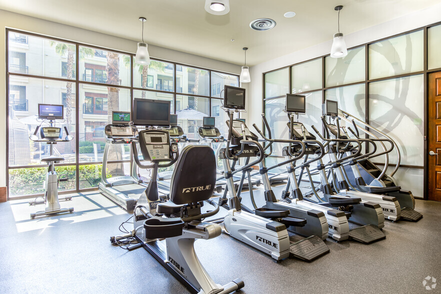 Fitness Center - LINQ Midtown