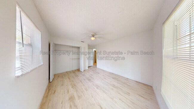 Building Photo - 5401 Pinnacle Ln
