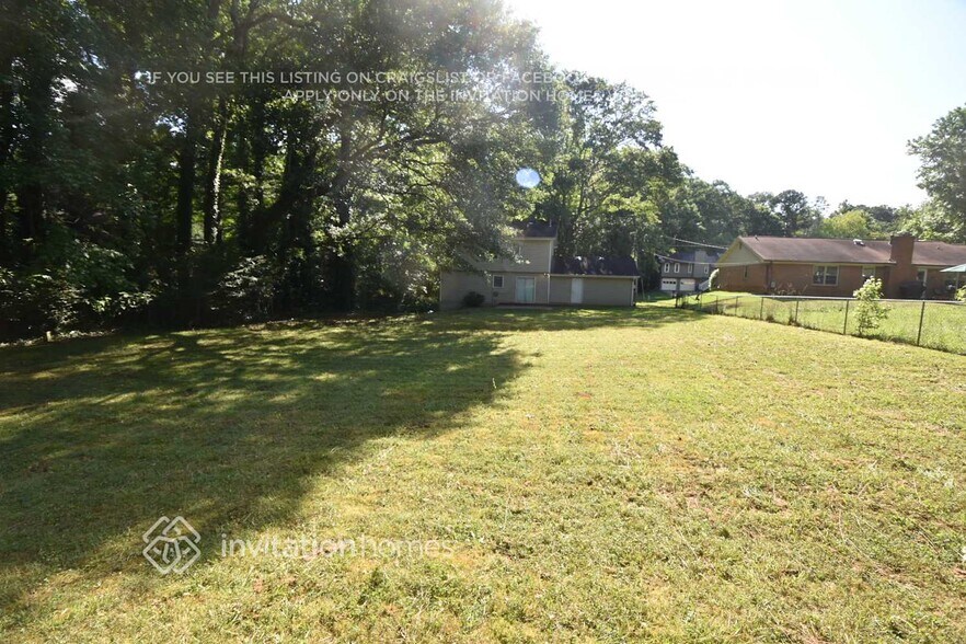 Building Photo - 4690 Cedar Brook Dr SE