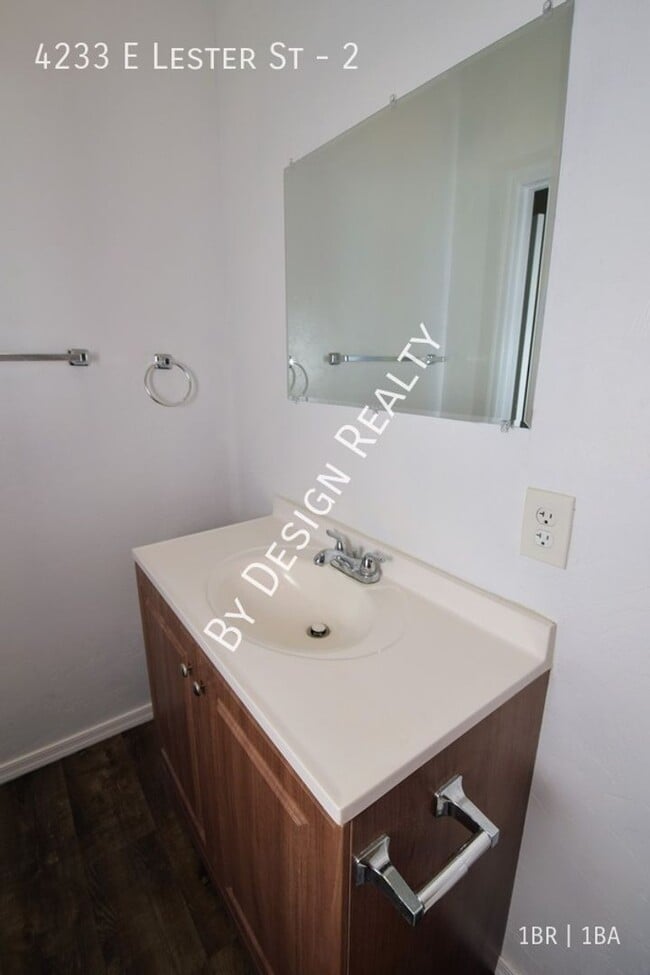 Building Photo - Renovated 1 Bed 1 Bath Casita Guest House ...
